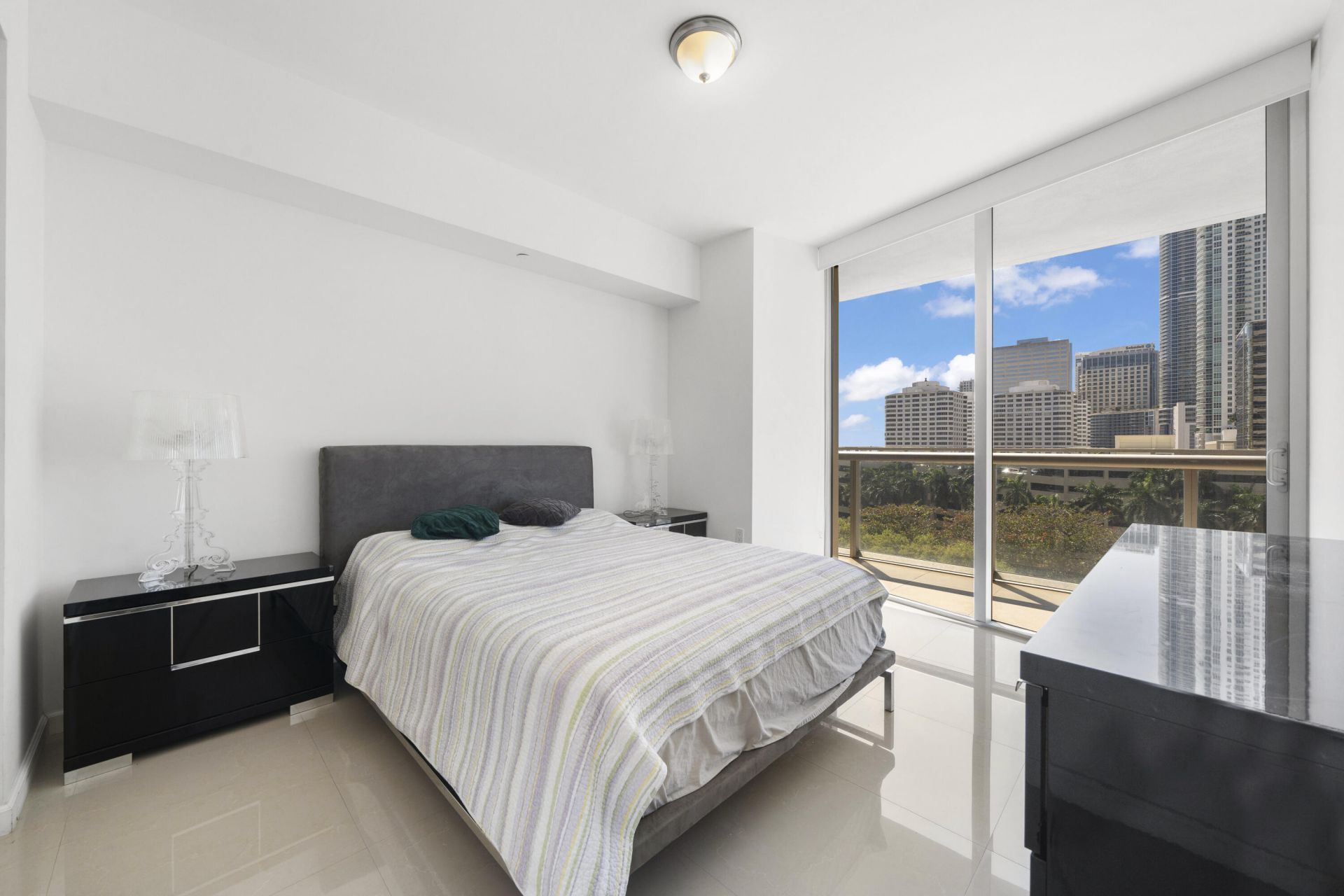 495 Brickell Avenue, Unit 811, Miami, FL 33131 Photo