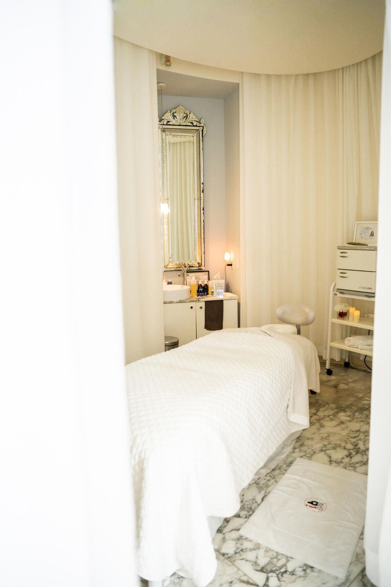 495 Brickell Avenue, Unit 811, Miami, FL 33131 Photo