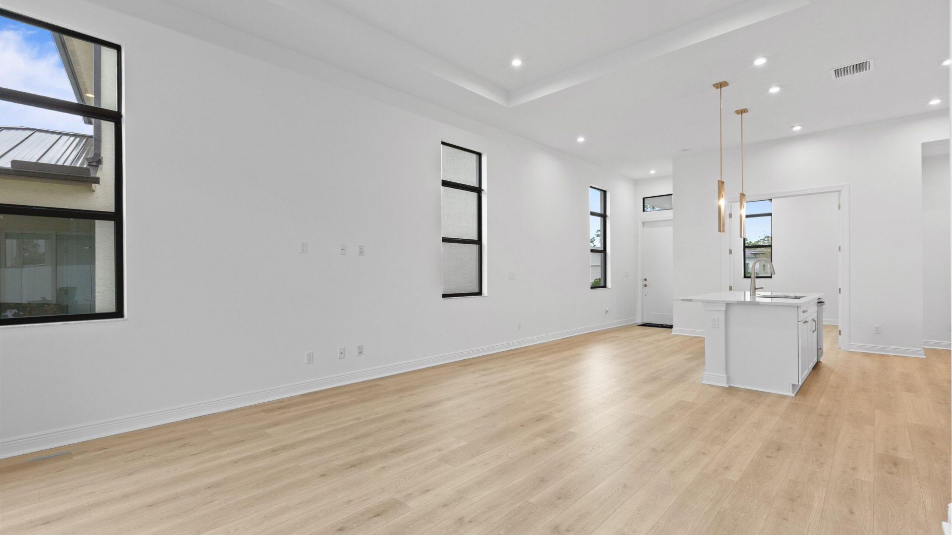 308 SE Via Sangro, Port Saint Lucie, FL 34952 Photo