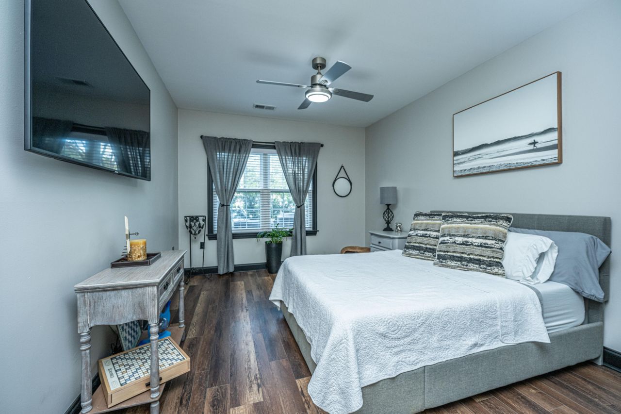 1025 Riverland Woods Place Photo 17