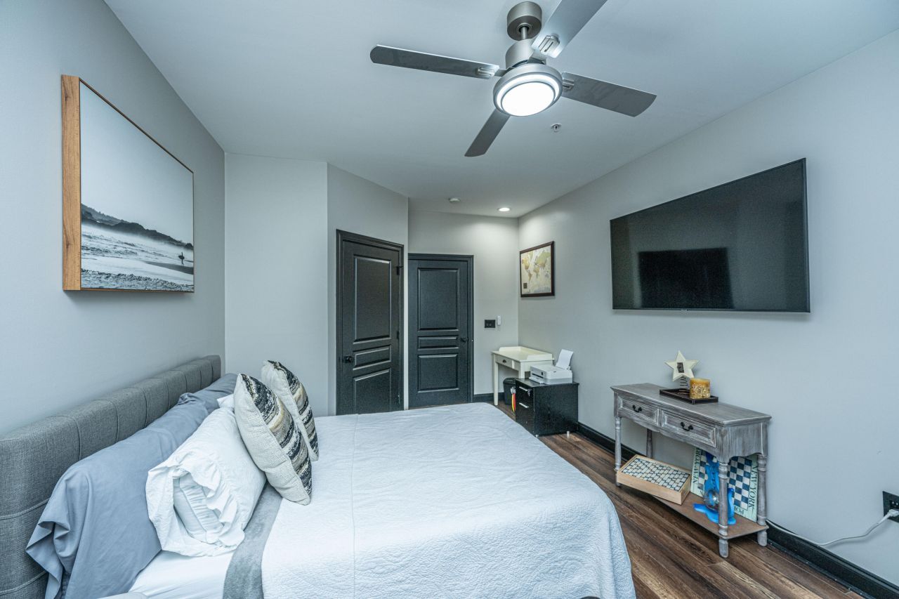 1025 Riverland Woods Place Photo 19