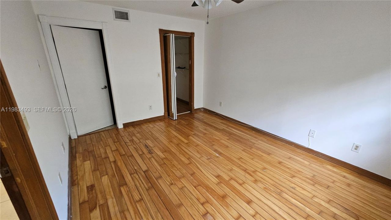 426 NE 210th Cir Ter, Unit 101-2, Miami, FL 33179 Photo