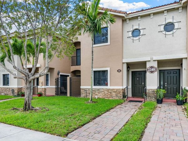 22401 SW 88th Pl , Unit 12-27, Cutler Bay, FL 33190