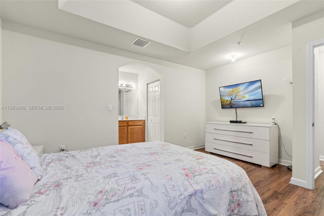 22401 SW 88th Pl , Unit 12-27, Cutler Bay, FL 33190 Photo