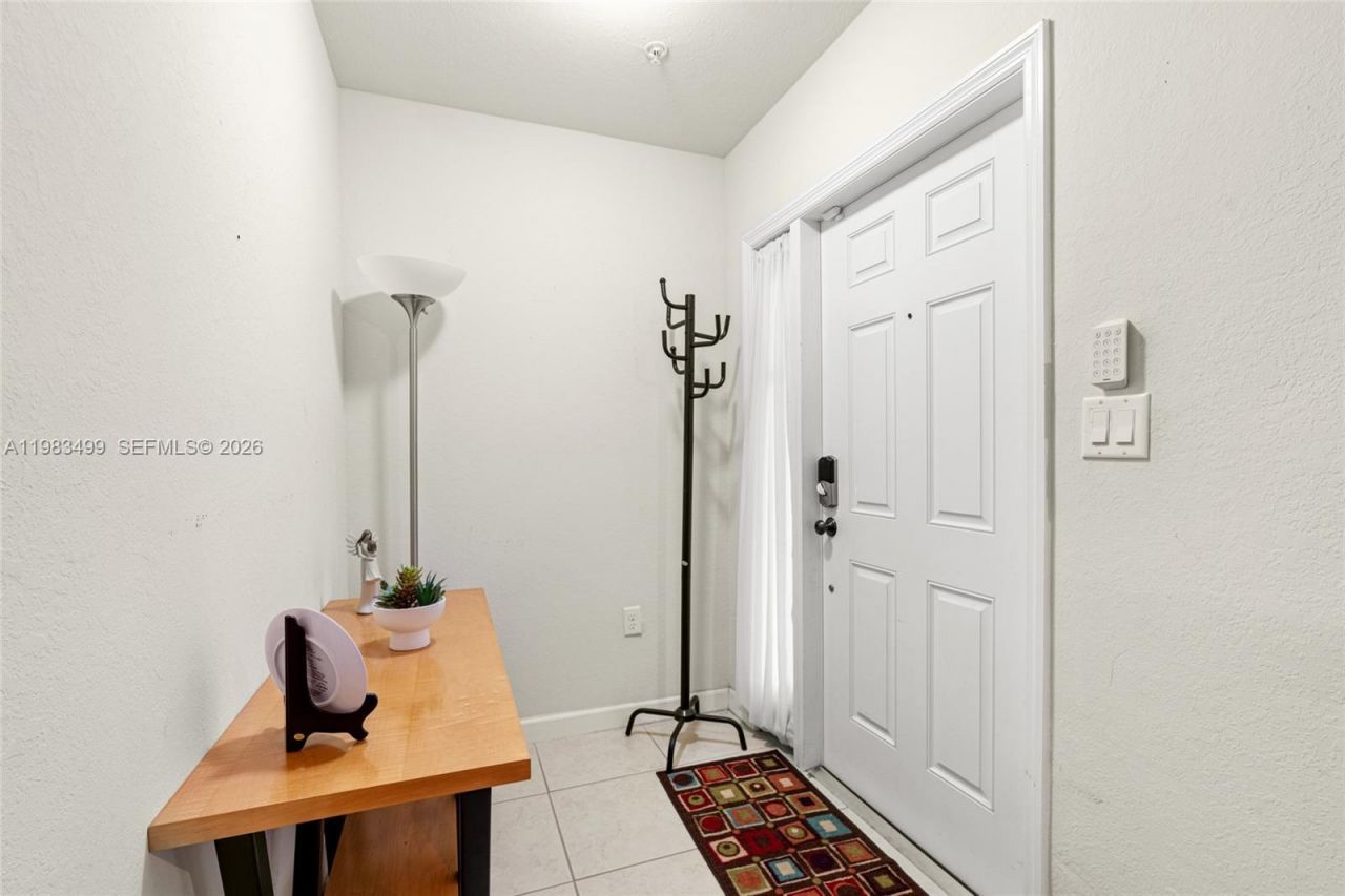 22401 SW 88th Pl , Unit 12-27, Cutler Bay, FL 33190 Photo