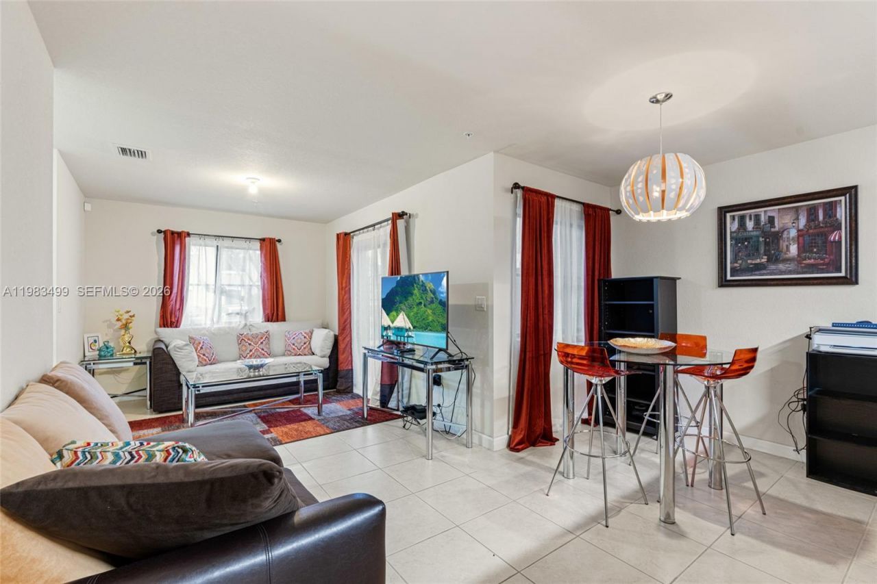 22401 SW 88th Pl , Unit 12-27, Cutler Bay, FL 33190 Photo