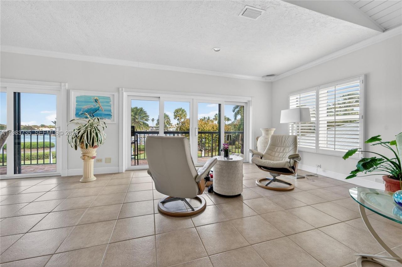 851 Saturn St , Unit D, Jupiter, FL 33477 Photo