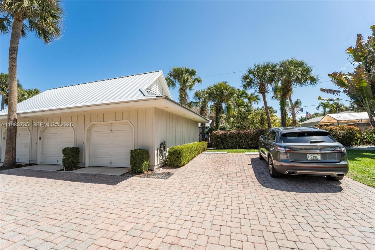 851 Saturn St , Unit D, Jupiter, FL 33477 Photo