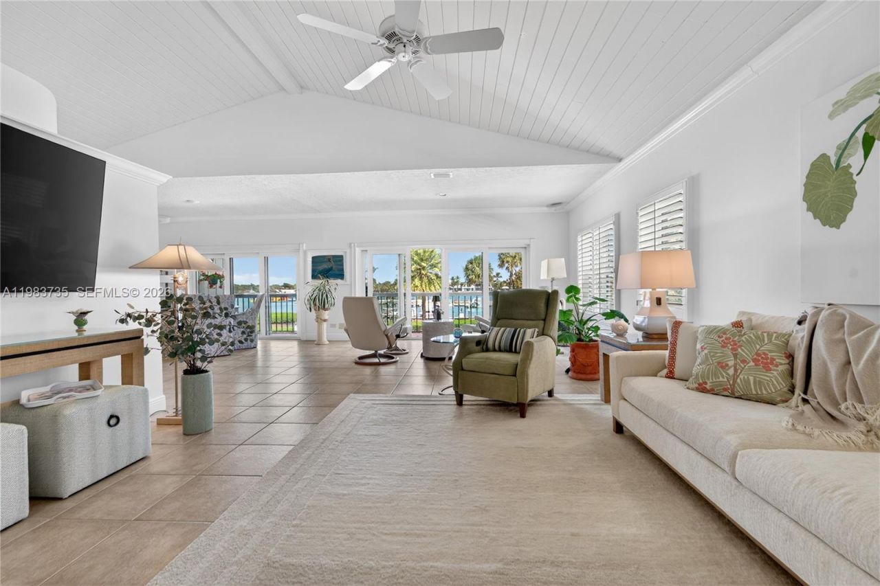 851 Saturn St , Unit D, Jupiter, FL 33477 Photo