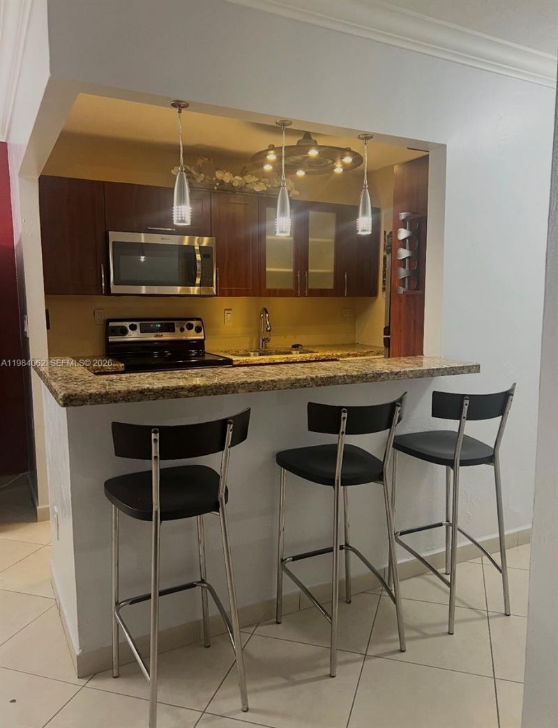 5505 NW 7th St , Unit W315, Miami, FL 33126 Photo