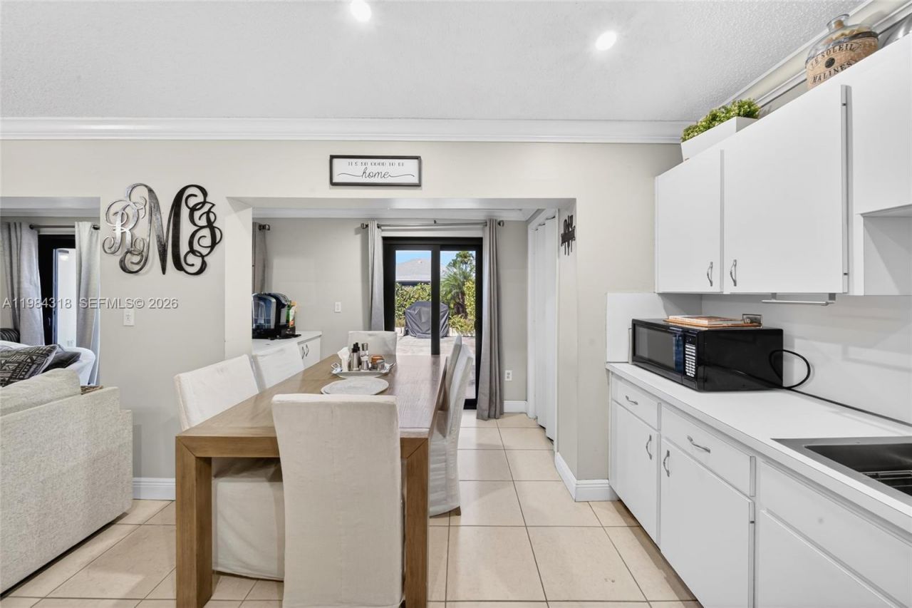 17990 SW 134th Ct , Miami, FL 33177 Photo