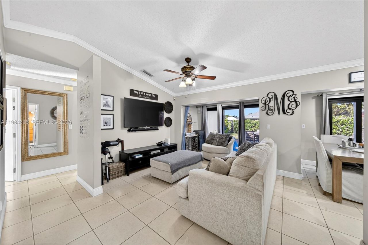 17990 SW 134th Ct , Miami, FL 33177 Photo