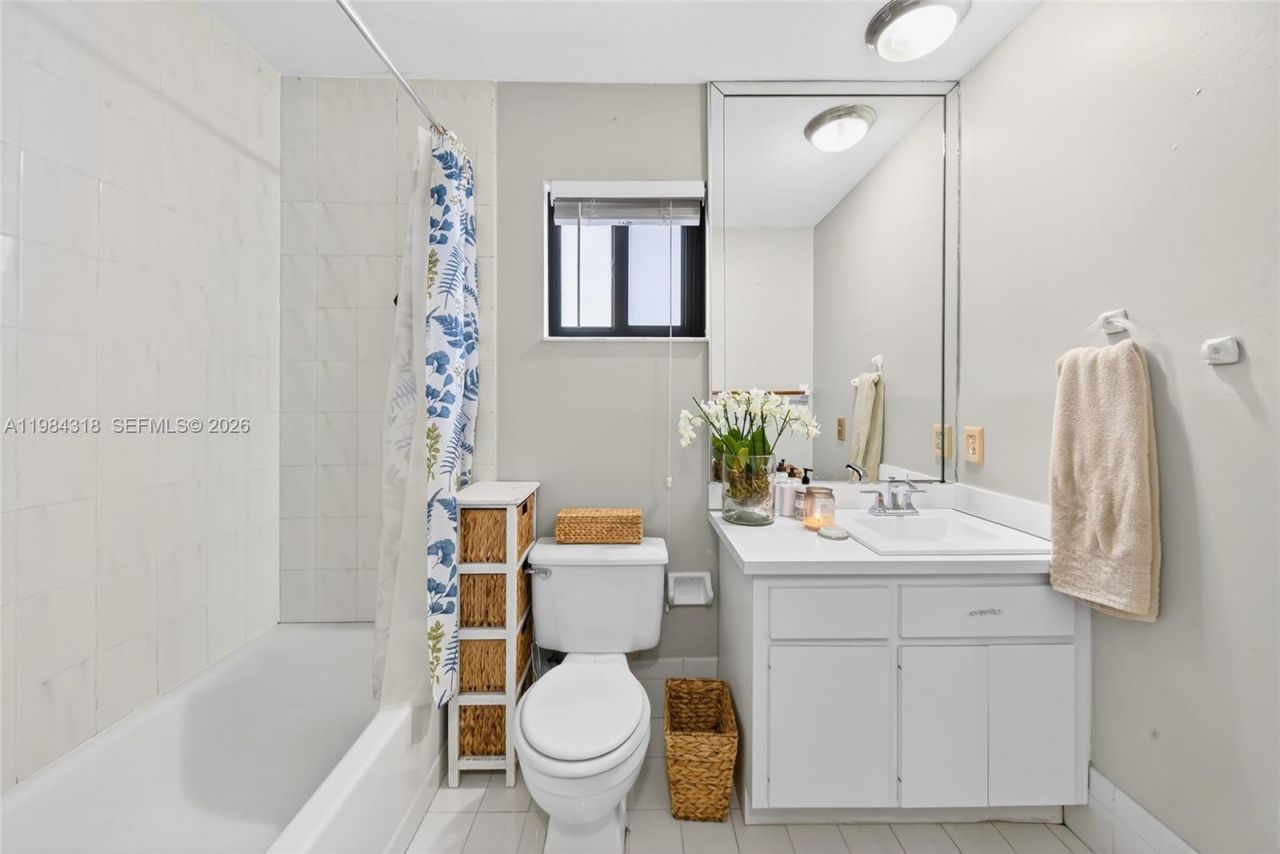 17990 SW 134th Ct , Miami, FL 33177 Photo