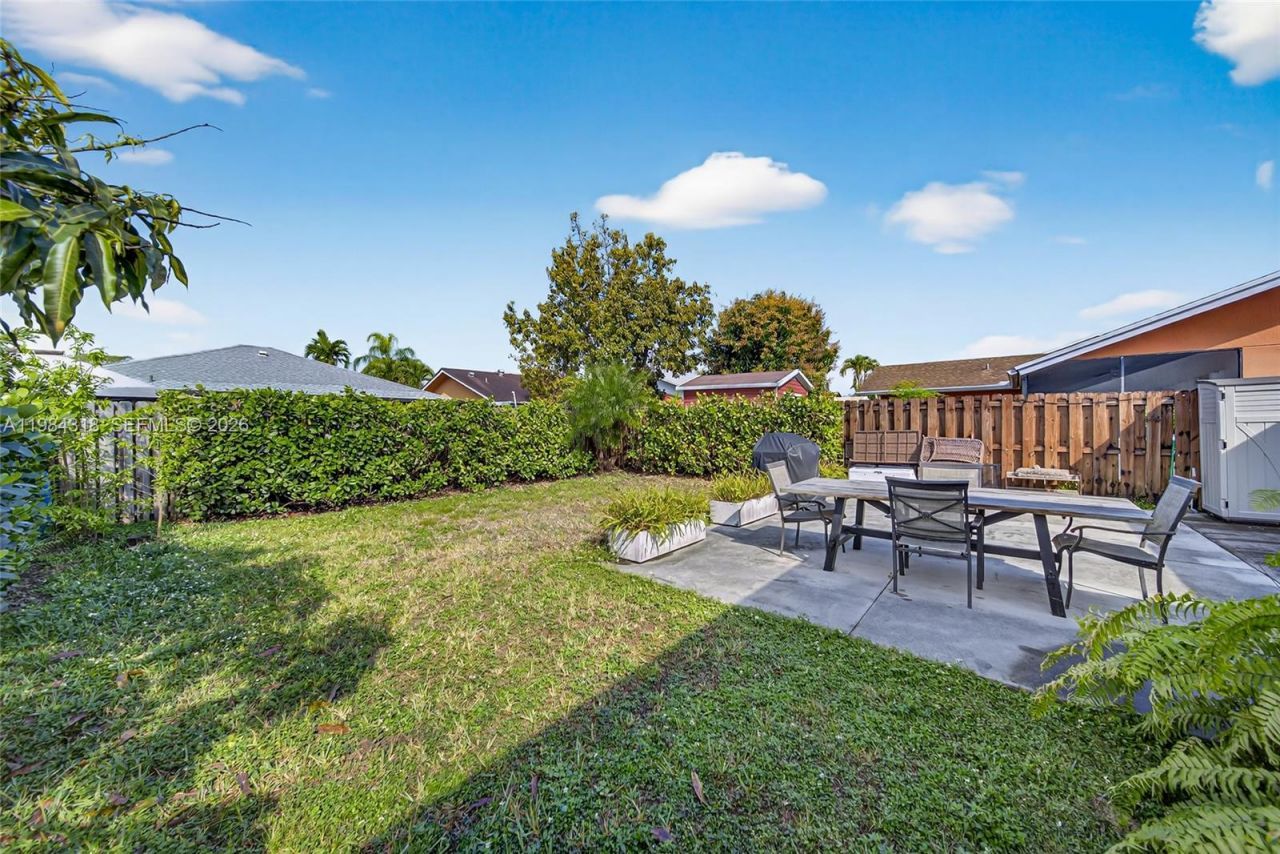 17990 SW 134th Ct , Miami, FL 33177 Photo