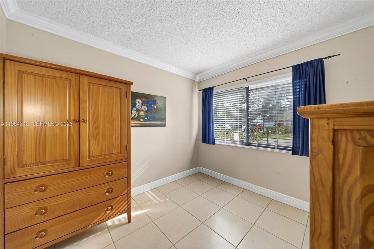 17990 SW 134th Ct , Miami, FL 33177 Photo