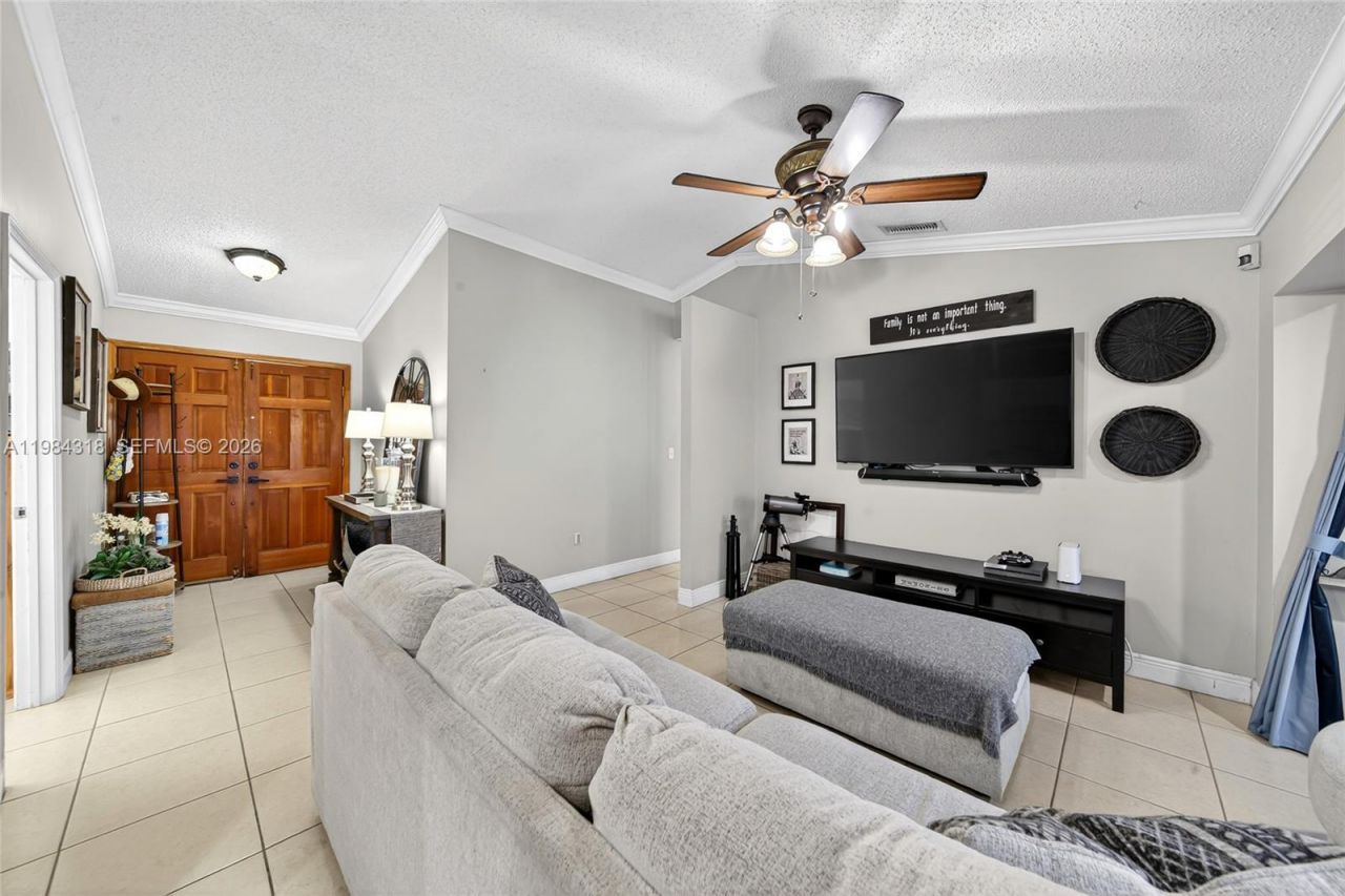 17990 SW 134th Ct , Miami, FL 33177 Photo