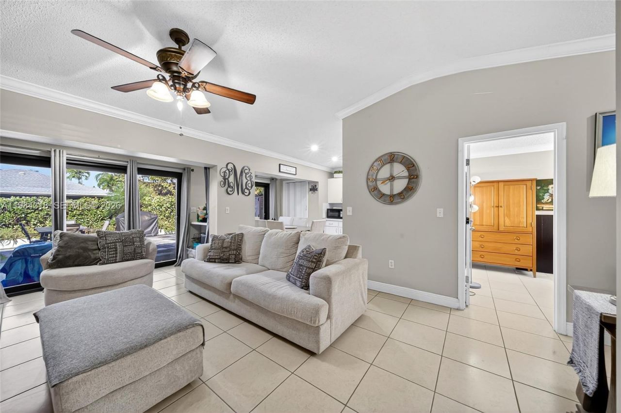 17990 SW 134th Ct , Miami, FL 33177 Photo