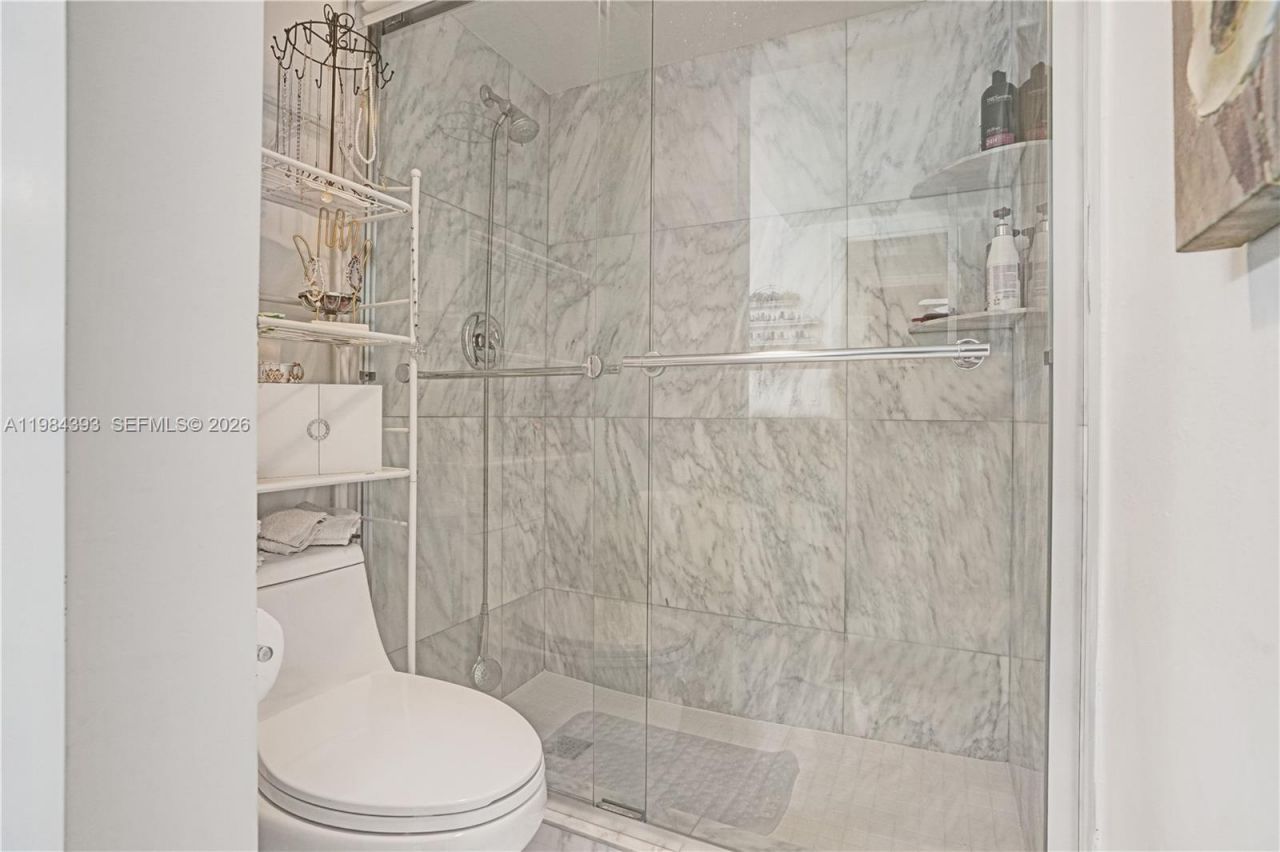 19220 NE 25th Ave, Unit 271B, Miami, FL 33180 Photo