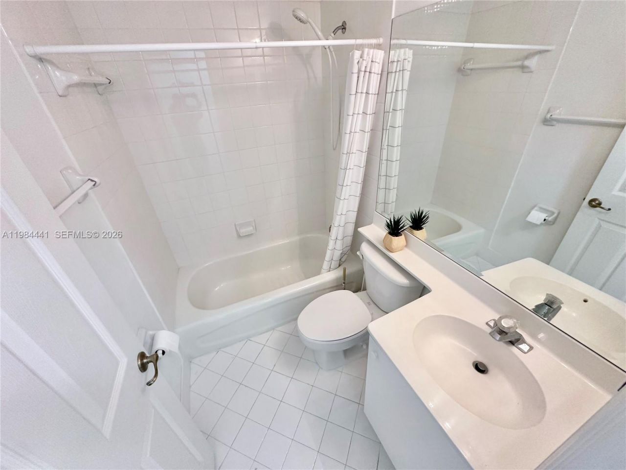 11522 NW 69th Ter, Unit 11552, Doral, FL 33178 Photo