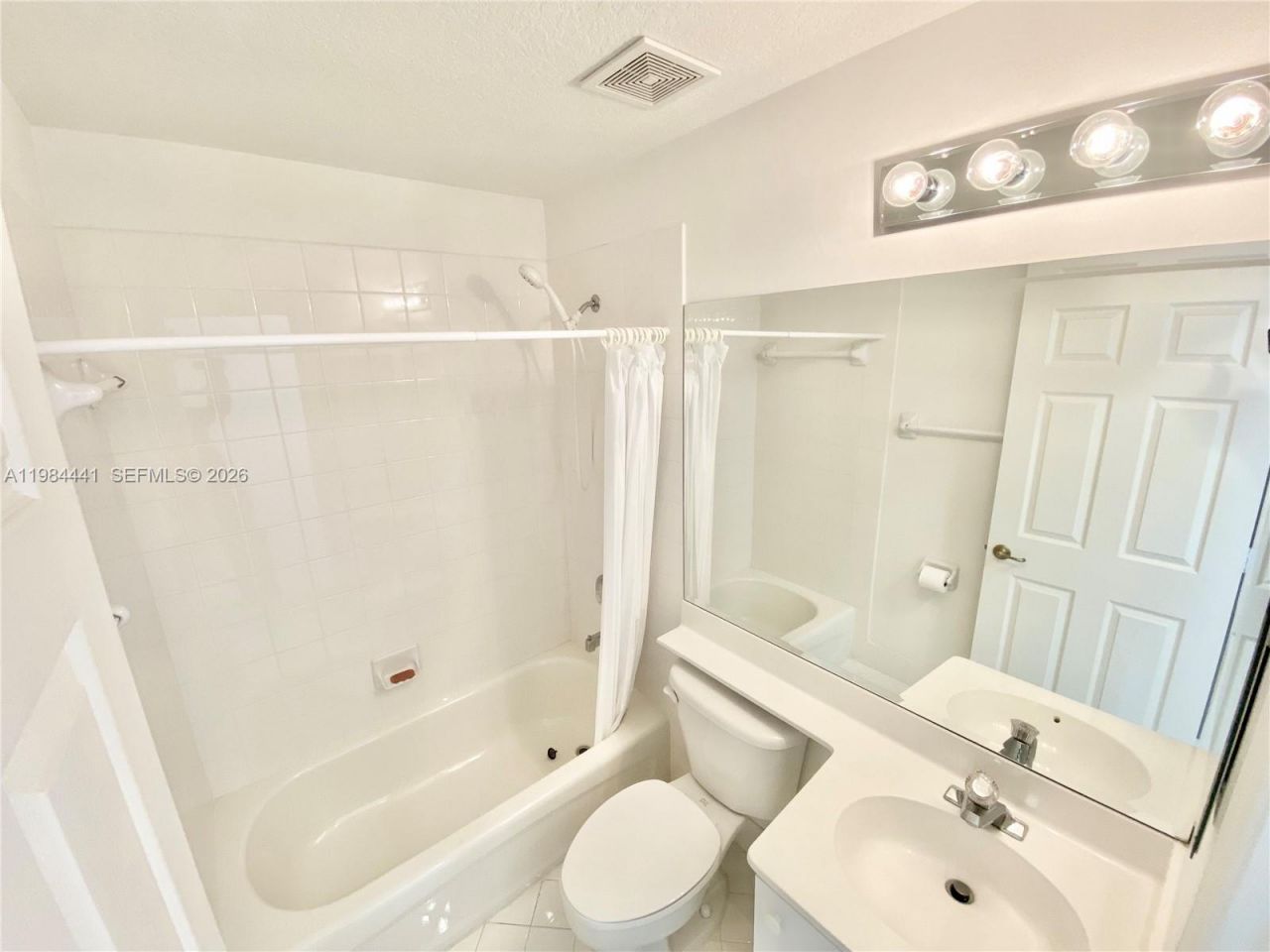 11522 NW 69th Ter, Unit 11552, Doral, FL 33178 Photo