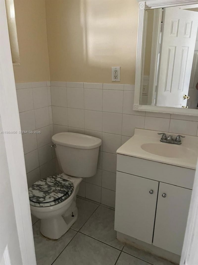 1020 W 2nd St , Riviera Beach, FL 33404 Photo