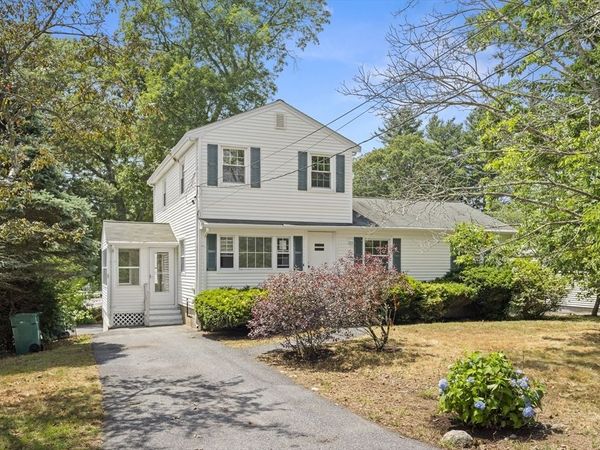 845 Washington St, Easton, MA 02375