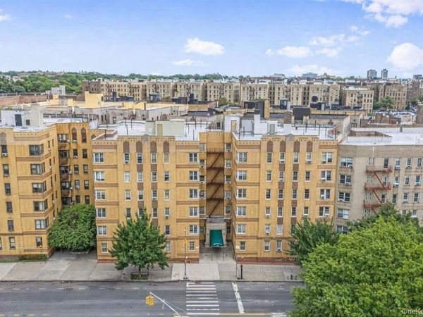 2166 Bronx Park E, Unit 1F, Bronx, NY 10462