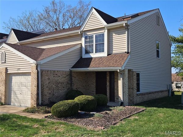 17093 Sandalwood Creek Drive , Wildwood, MO 63038