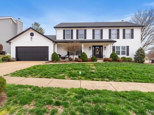 1462 Carriage Bridge Trail, Ballwin, MO 63021