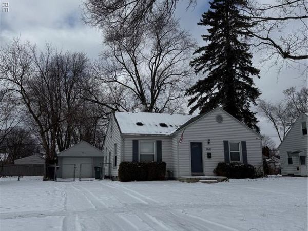 3847 ROBINA Avenue, Berkley, MI 48072