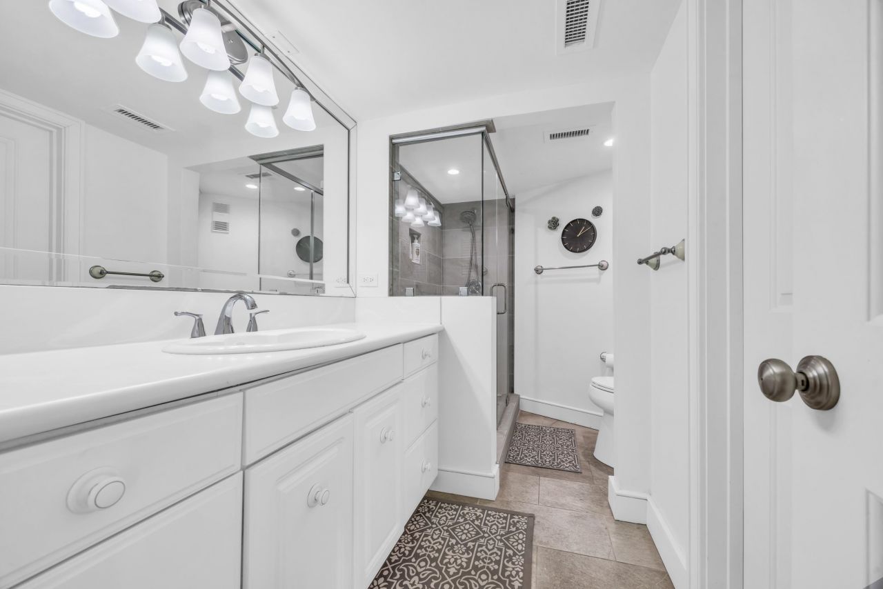 100 Ocean Creek Dr. Photo 14