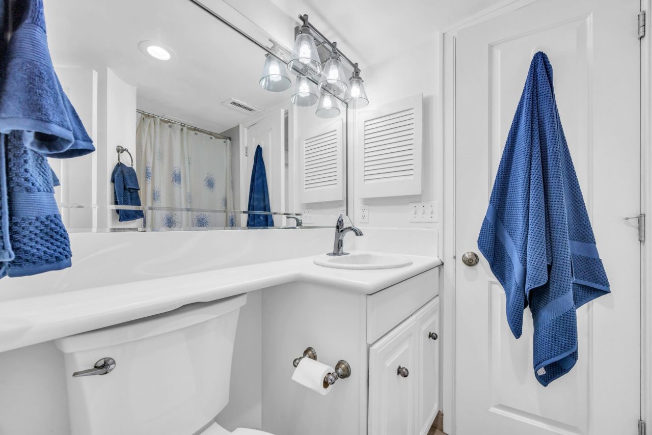 100 Ocean Creek Dr. Photo 17