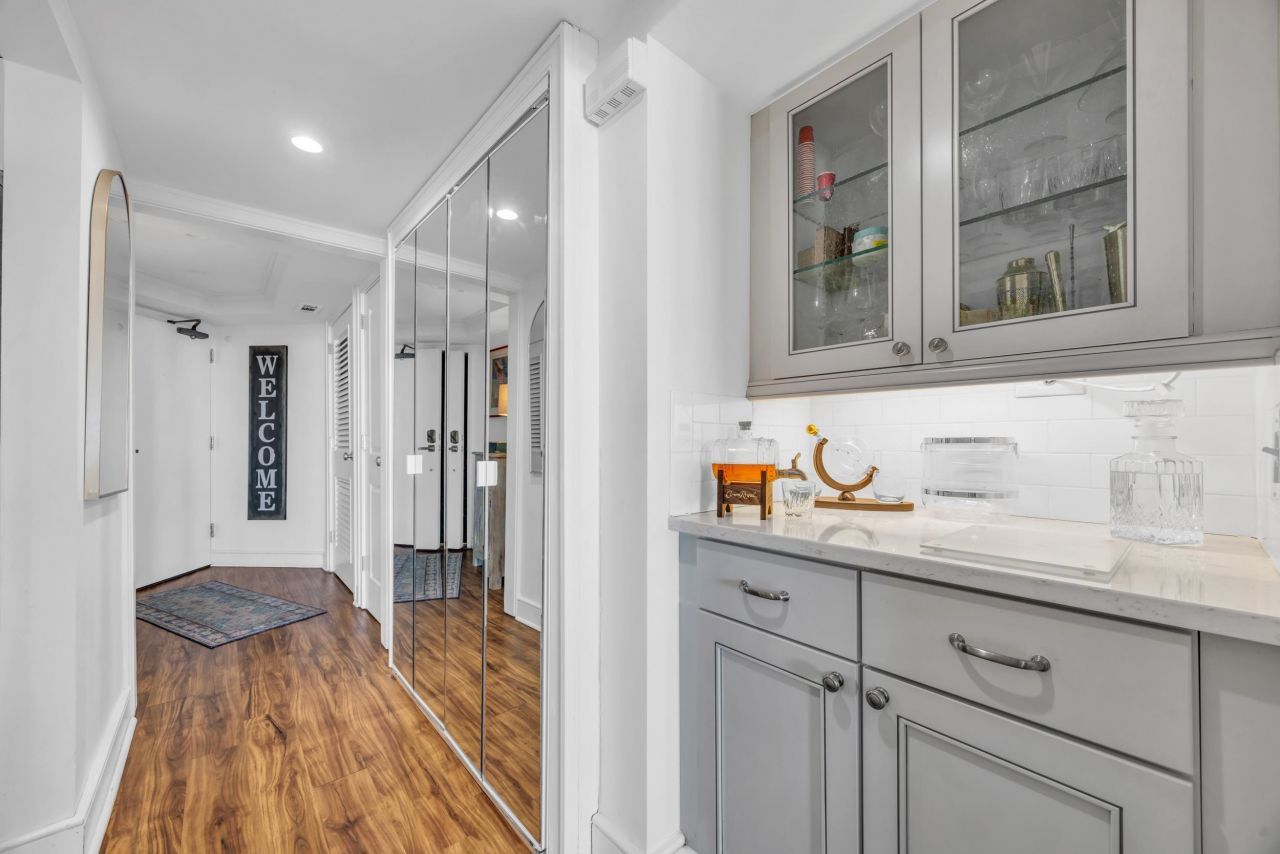 100 Ocean Creek Dr. Photo 5