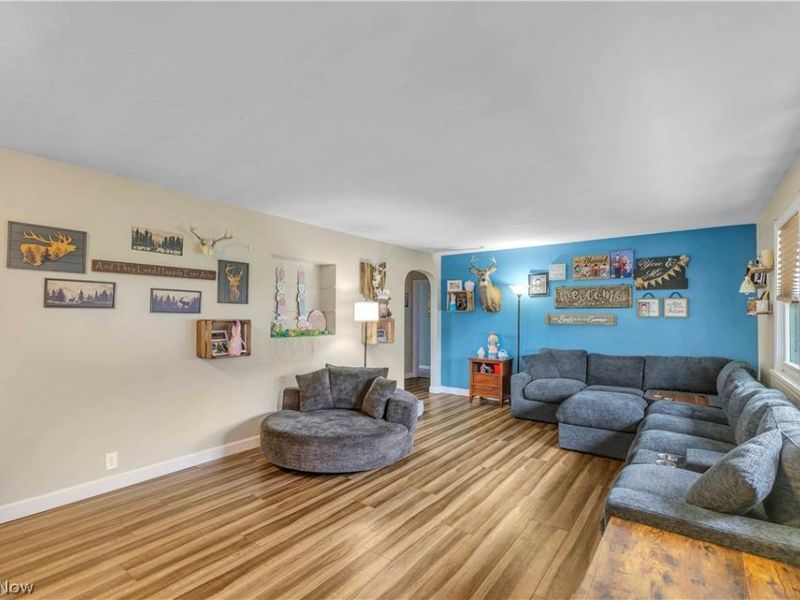 10273 E River Road, Elyria, OH 44035 Photo 4