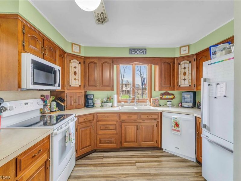 10273 E River Road, Elyria, OH 44035 Photo 8