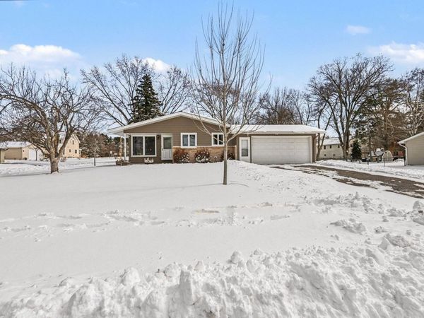 209 3rd Avenue SE, New Brighton, MN 55112