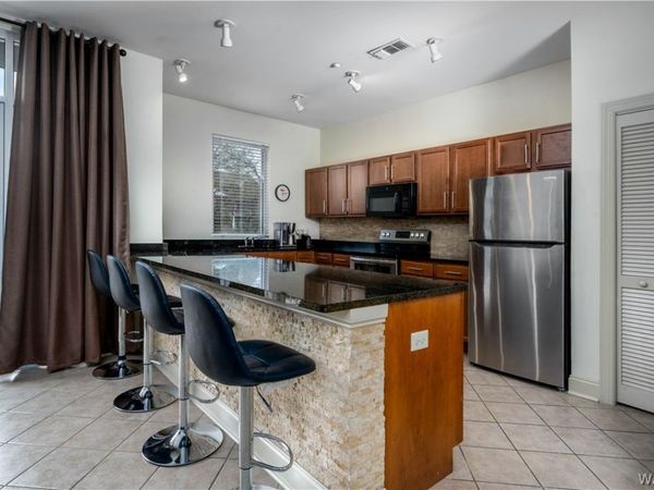 1510 9th Street, Unit 103, Tuscaloosa, AL 35401