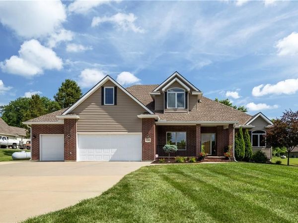 17888 Evans Road, Tonganoxie, KS 66086