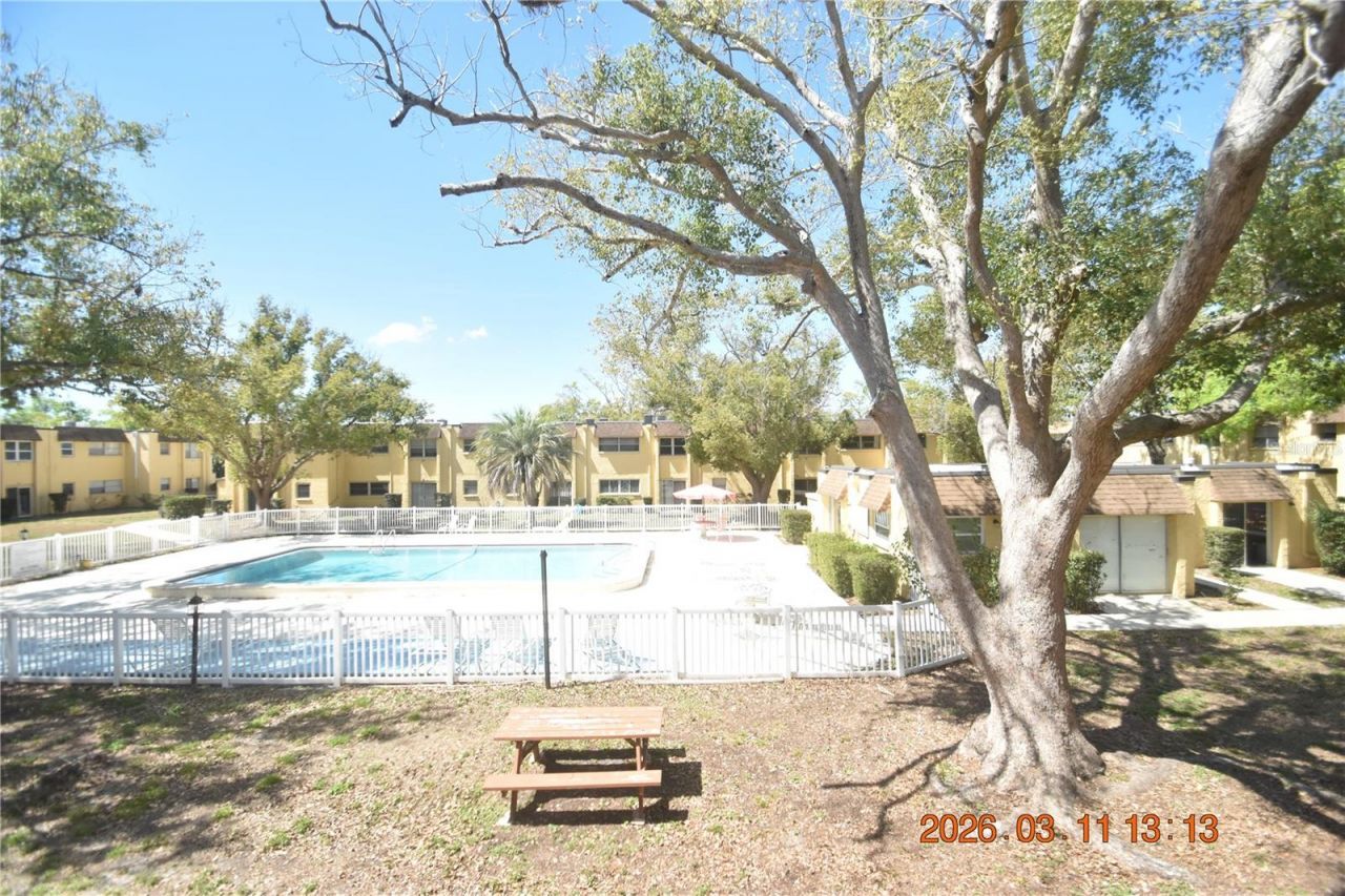 3910 44th Street N, Unit C9, Saint Petersburg, FL 33714 Photo
