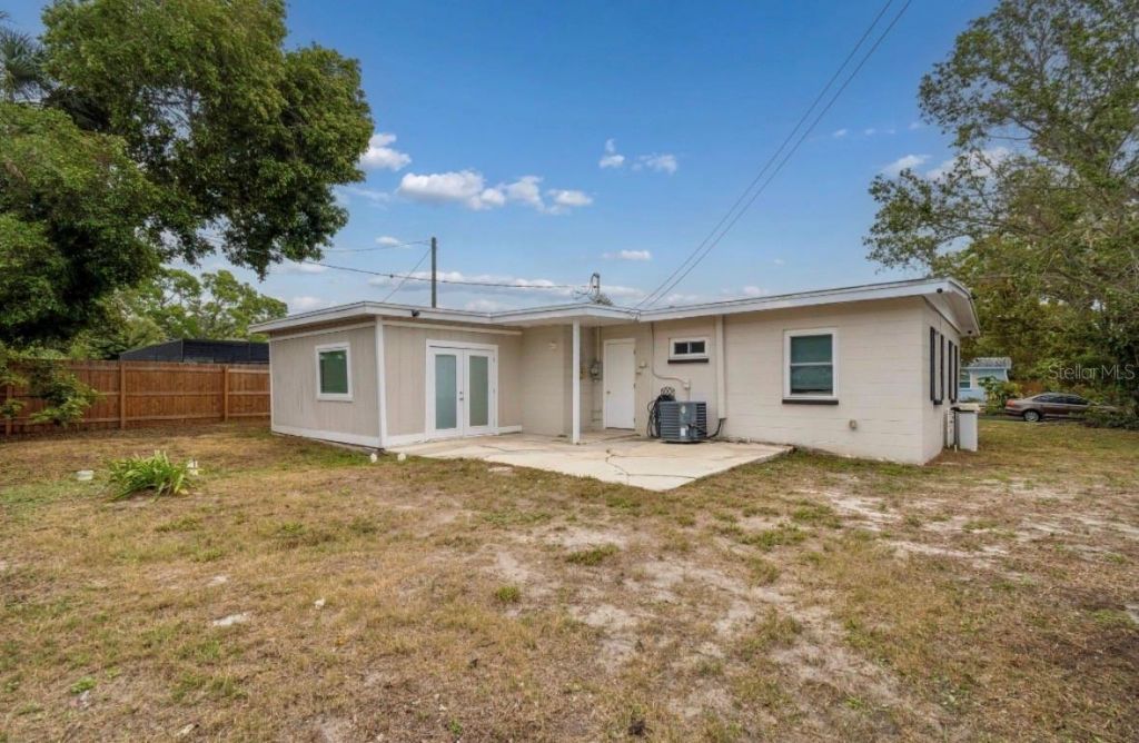 4479 Porpoise Drive Se, Saint Petersburg, FL 33705 Photo