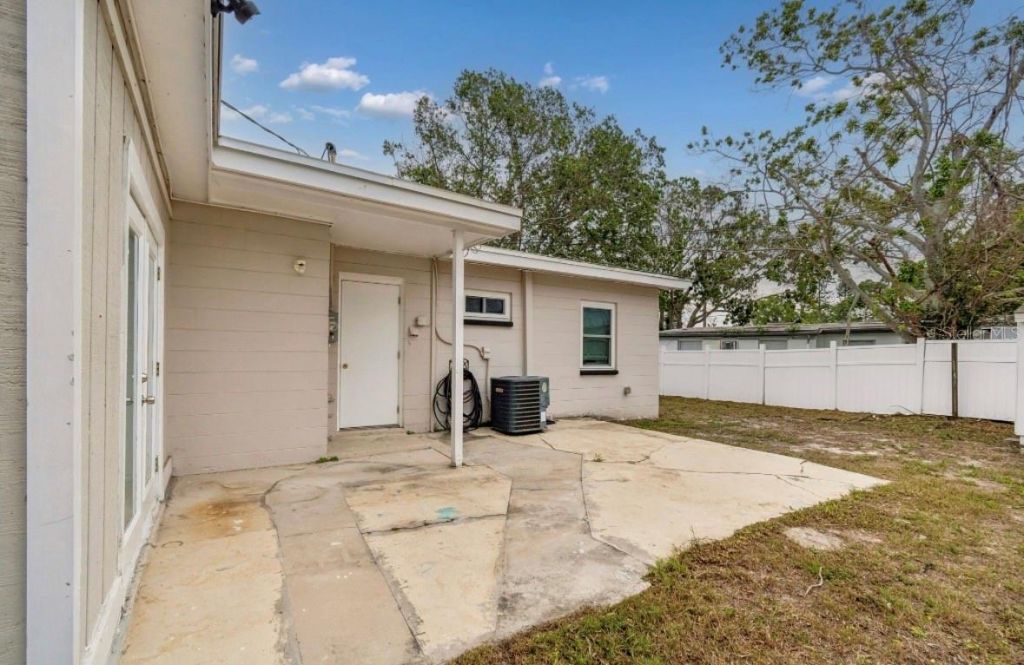 4479 Porpoise Drive Se, Saint Petersburg, FL 33705 Photo