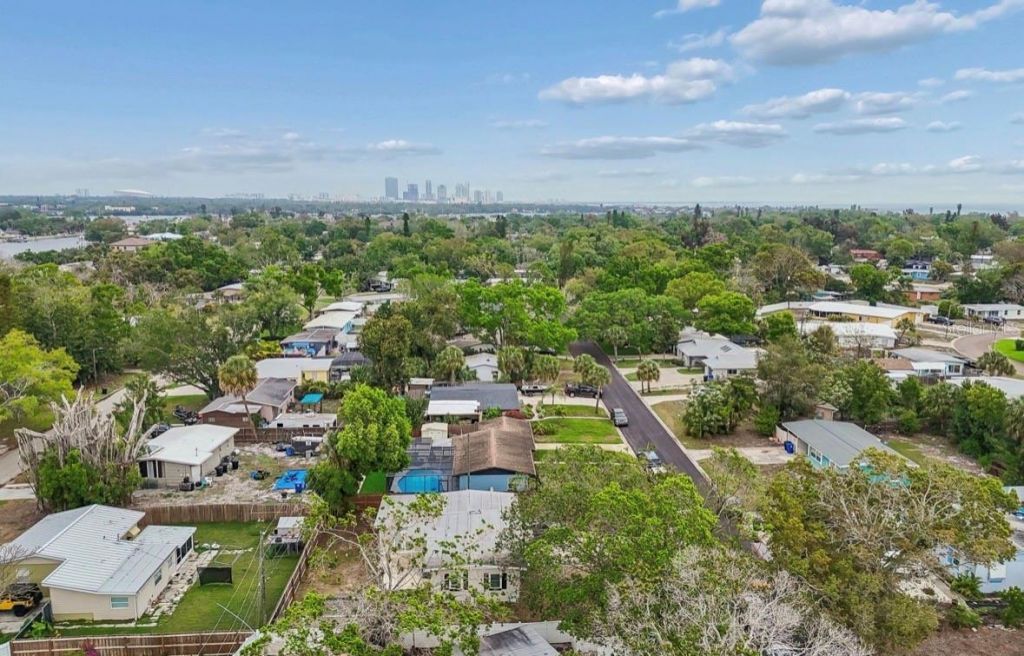 4479 Porpoise Drive Se, Saint Petersburg, FL 33705 Photo