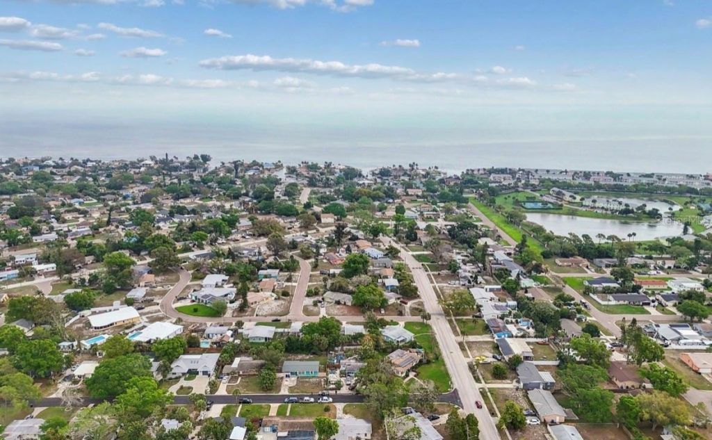 4479 Porpoise Drive Se, Saint Petersburg, FL 33705 Photo