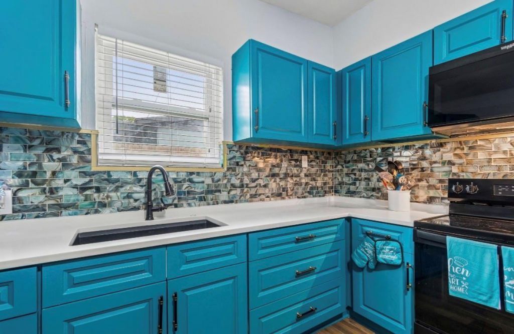 4479 Porpoise Drive Se, Saint Petersburg, FL 33705 Photo