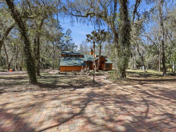 11922 SW 16TH STREET , MICANOPY, FL 32667