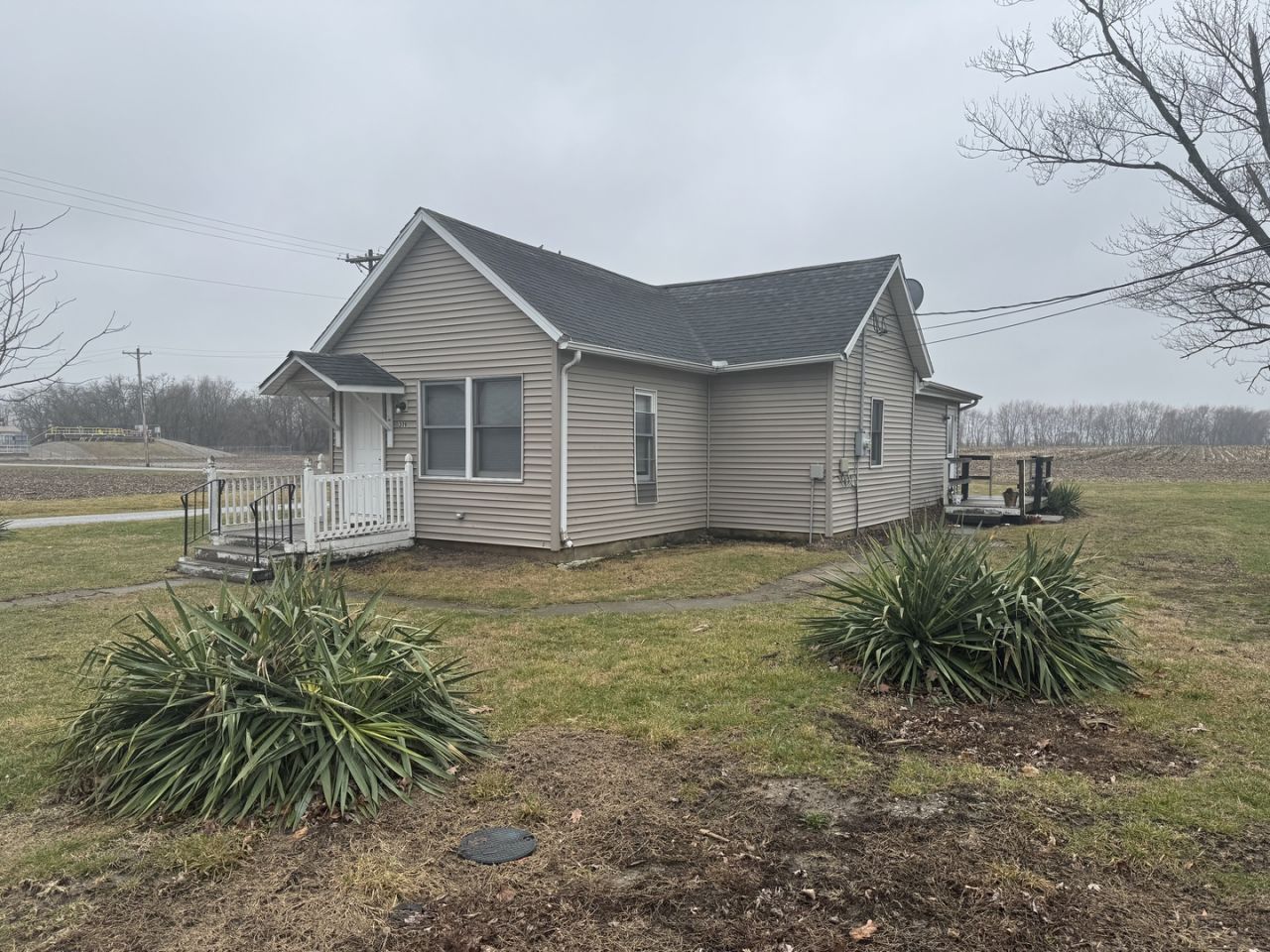 319 Missouri Street, Atwood, IL 61913 Main Photo