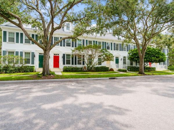 176 Freeport Drive, Jupiter, FL 33458