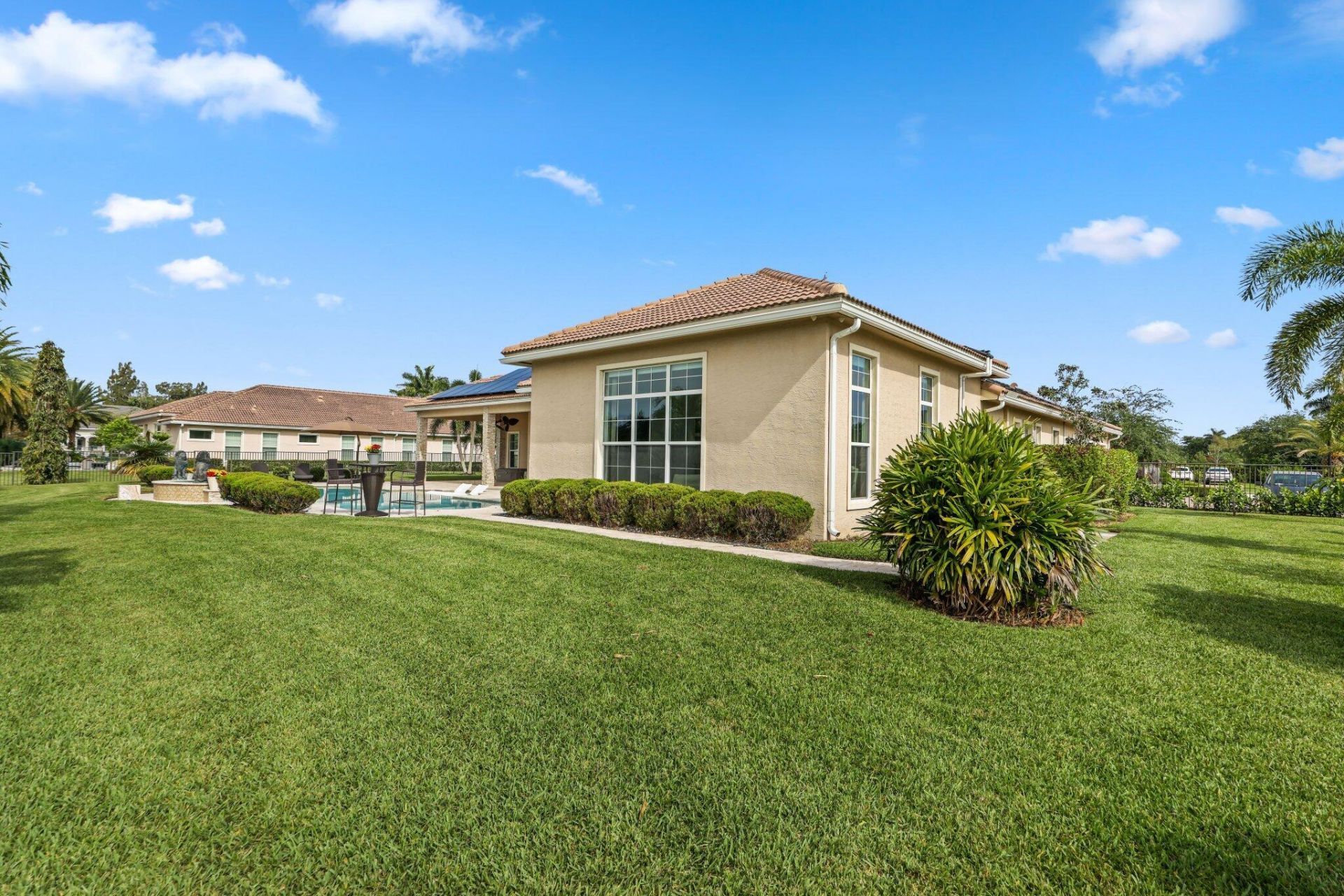 5700 N Sterling Ranch Drive, Davie, FL 33314 Photo