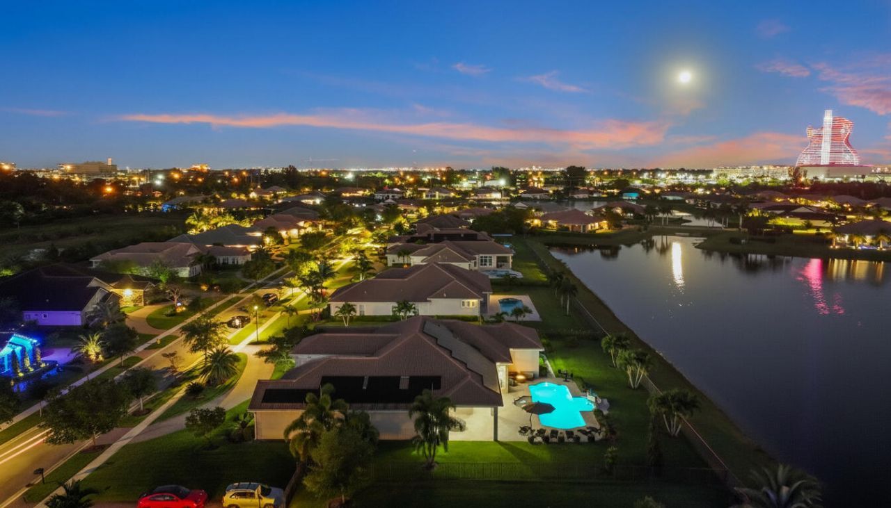 5700 N Sterling Ranch Drive, Davie, FL 33314 Photo