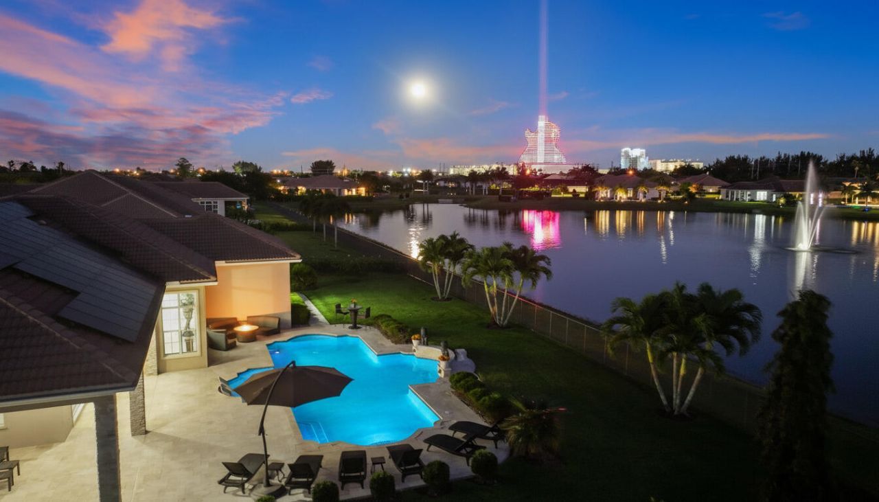 5700 N Sterling Ranch Drive, Davie, FL 33314 Photo